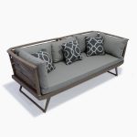 MESA DE CENTRO PARA TERRAZA ESTRUCTURA EN ALUMINIO , CUBIERTA VIDRIO PINTADO CON SIMULACION DE MARMOLIZADO, USO RESIDENCIAL, MERCANCIA NUEVA, NO TIENE MARCA NI REFERENCIA